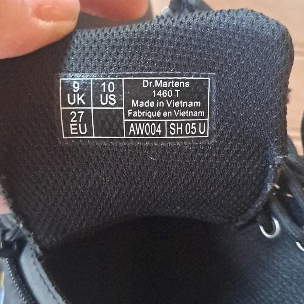 Dr. Martens 1460 T Blk Leather Lace-Up Side Zip Combat Boots Toddler Classic - Picture 8 of 10